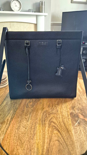 Radley london black pebbled - london,